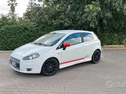 Usata 2009 Fiat Grande Punto Sport Due volumi | 2500 € (Buon prezzo)