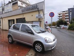 Other Usata 2001 Toyota Yaris Tre volumi | 2900 € (Buon prezzo)