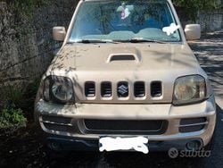 Giallo Usata 2006 Suzuki Jimny SUV | 8000 € (Buon prezzo)