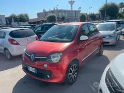 Rosso Usata 2017 Renault Twingo Intens Due volumi | 7999 € (Buon prezzo)