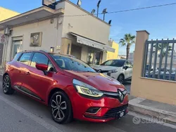 Rosso Usata 2016 Renault Clio GrandTour Intens Station wagon | 6800 € (Buon prezzo)