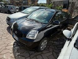 Nero Usata 2006 Kia Picanto Urban Due volumi | 2400 € (Buon prezzo)