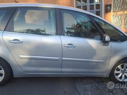 Usata 2009 Citroën C4 Tre volumi | 2500 € (Buon prezzo)