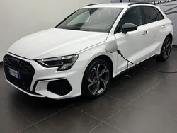 Usata 2024 Audi A3 Black Edition Due volumi | 34.990 € (Buon prezzo)