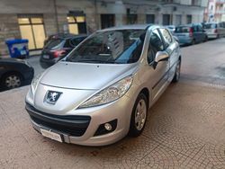 Argento Usata 2010 Peugeot 207 Tre volumi | 3750 € (Cara)
