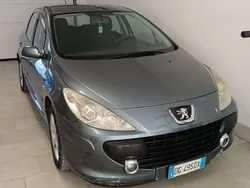 Grigio Usata 2007 Peugeot 307 Tre volumi | 2000 € (Buon prezzo)