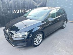 Nero Usata 2013 VW Golf VII Highline Tre volumi | 9300 € (Buon prezzo)