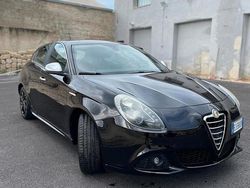 Nero Usata 2011 Alfa Romeo Giulietta Tre volumi | 6000 € (Ottimo prezzo)