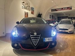 Viola Usata 2014 Alfa Romeo Giulietta Progression Tre volumi | 8500 € (Buon prezzo)