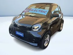 Nero metallizzato Usata 2020 Smart ForTwo Electric Drive Pure Tre volumi | 12.900 € (Buon prezzo)