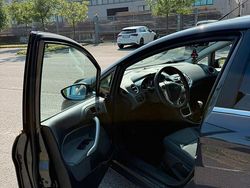 Blu Usata 2011 Ford Fiesta Due volumi | 7300 € (Molto cara)