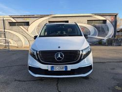 Bianco Usata 2021 Mercedes EQV300 Monovolume | 37.210 €