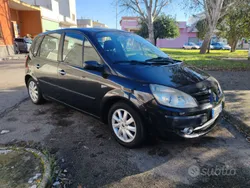 Usata 2008 Renault Scénic II Monovolume | 1200 € (Buon prezzo)