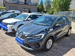 Grigio Usata 2020 Renault Captur Life SUV | 15.990 € (Buon prezzo)