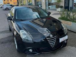 Nero Usata 2014 Alfa Romeo Giulietta Exclusive Due volumi | 8900 € (Molto cara)