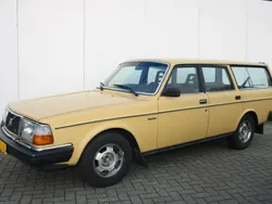 Giallo Usata 1981 Volvo 245 Station wagon | 19.900 €