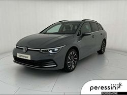 Grigio Usata 2023 VW Golf VIII Style Station wagon | 25.900 € (Buon prezzo)