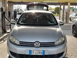 Grigio Usata 2009 VW Golf VI Tre volumi | 3800 € (Ottimo prezzo)