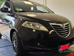 Usata 2013 Lancia Ypsilon Due volumi | 5900 €