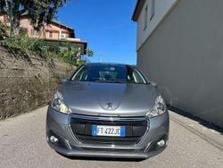 Grigio Usata 2018 Peugeot 208 Allure Due volumi | 6900 € (Ottimo prezzo)