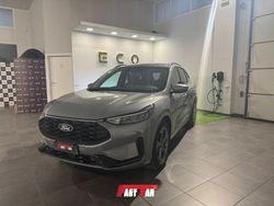 Gray Nuova 2025 Ford Kuga ST-Line SUV | 29.900 € (Cara)