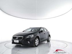 Nero Usata 2015 Volvo V40 Business Edition Due volumi | 7227 € (Buon prezzo)