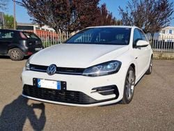 Bianco Usata 2019 VW Golf VII R-line Tre volumi | 18.700 € (Buon prezzo)