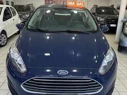 Blu Usata 2015 Ford Fiesta Tre volumi | 3500 € (Super prezzo)