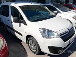 Bianco Usata 2018 Citroën Berlingo Feel Monovolume | 9999 € (Buon prezzo)