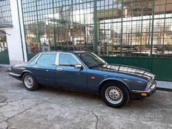 Blu Usata 1988 Jaguar XJ6 Sovereign Tre volumi | 9000 €