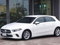 Bianco Usata 2019 Mercedes A180 Business Tre volumi | 21.200 € (Buon prezzo)