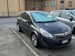 Usata 2012 Opel Corsa Tre volumi | 5900 € (Cara)