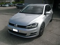 Argento Usata 2016 VW Golf VII Highline Tre volumi | 12.450 € (Buon prezzo)