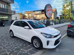 Usata 2021 Kia Rio Style Tre volumi | 12.499 € (Buon prezzo)