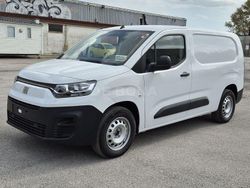 Bianco Usata 2023 Fiat Doblò Monovolume | 30.900 €