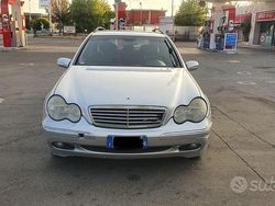 Grigio Usata 2002 Mercedes C220 Avantgarde Station wagon | 1200 € (Super prezzo)