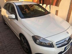 Bianco Usata 2013 Mercedes 200 Tre volumi | 9500 €