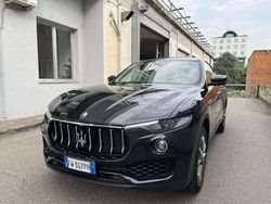 Nero Usata 2019 Maserati Levante GranLusso SUV | 36.900 € (Ottimo prezzo)