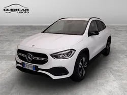 Bianco Usata 2020 Mercedes 200 SUV | 29.500 € (Buon prezzo)
