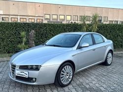 Grigio Usata 2007 Alfa Romeo 159 Tre volumi | 2800 € (Buon prezzo)
