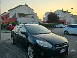 Nero Usata 2012 Ford Focus Tre volumi | 3000 € (Buon prezzo)