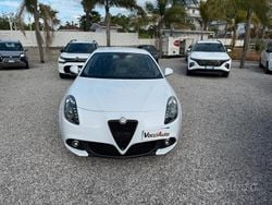 Bianco Usata 2018 Alfa Romeo Giulietta Business Due volumi | 11.799 € (Ottimo prezzo)