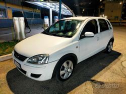 Usata 2004 Opel Corsa | 1200 €