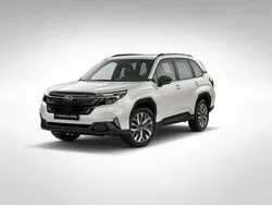 Bianco Nuova 2024 Subaru Forester Premium SUV | 39.900 € (Ottimo prezzo)