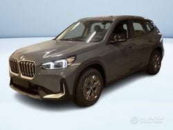 Grigio metallizzato Usata 2024 BMW iX1 Comfort Edition SUV | 42.200 € (Buon prezzo)