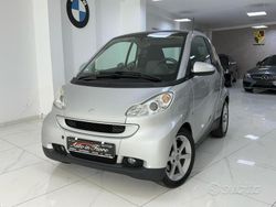 Grigio Usata 2008 Smart ForTwo Coupé Pure Due volumi | 5500 € (Molto cara)