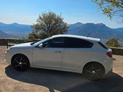 Bianco Usata 2010 Alfa Romeo Giulietta Due volumi | 9000 €