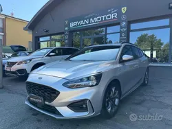 Grigio Usata 2021 Ford Focus S Station wagon | 13.499 € (Ottimo prezzo)