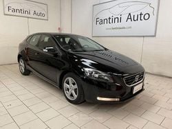 Nero Usata 2018 Volvo V40 Business Edition Tre volumi | 12.500 € (Buon prezzo)