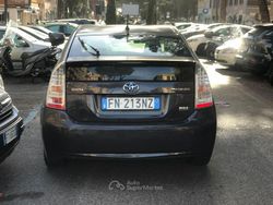 Gray Usata 2010 Toyota Prius Tre volumi | 8000 €